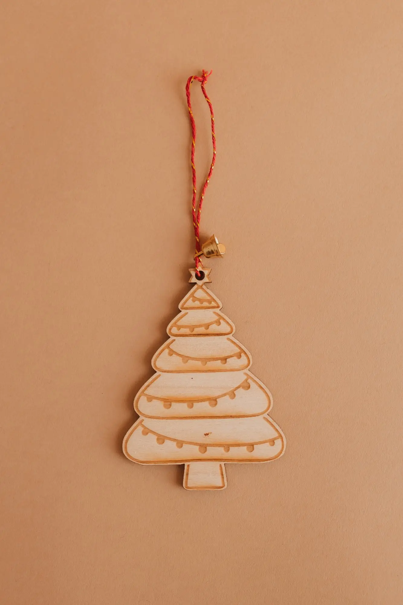 Conjunto - pinheiros de Natal com sininho — fotografia 3
