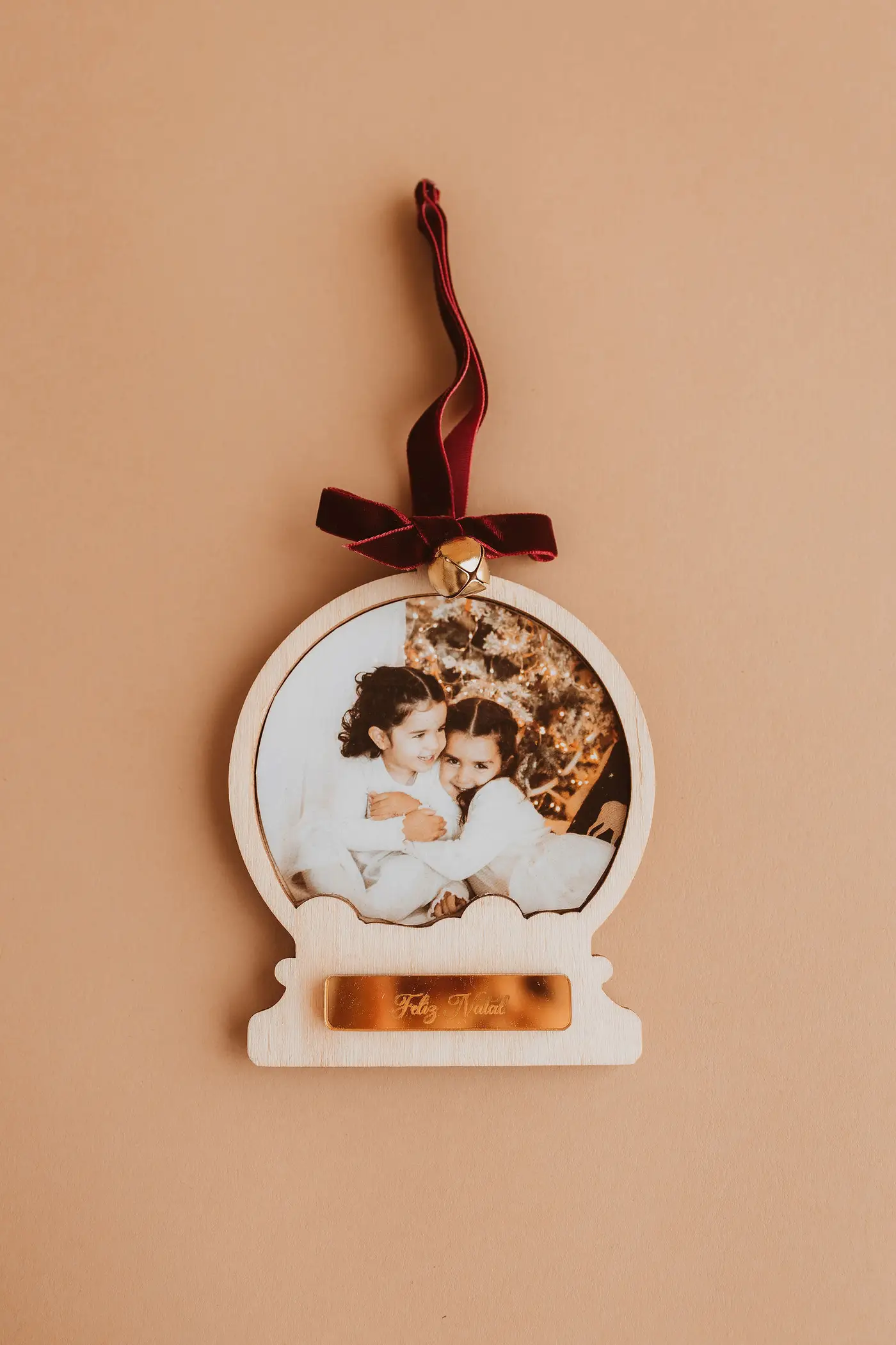 Snow globe with photograph and message — photograph 2